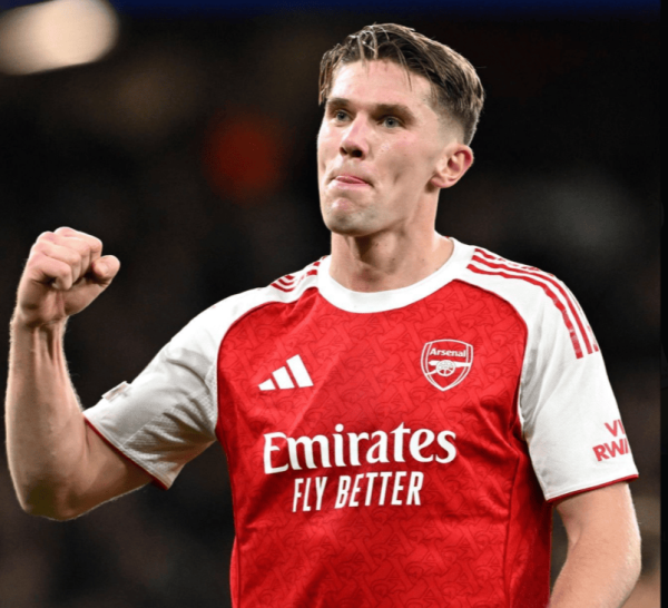 源顺网 哲凯赖什本场数据: 2个进球, 对抗10胜5, 4次被犯规